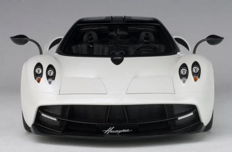 1:12 SCALE Pagani Huayra - Perfect Diecast