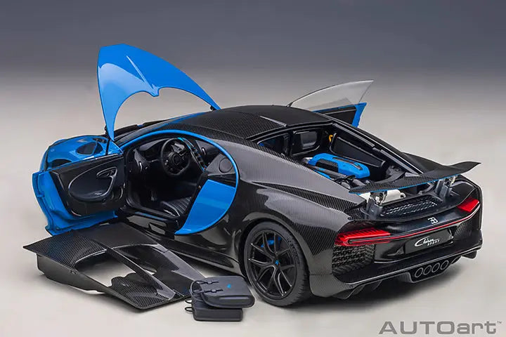 BUGATTI CHIRON SPORT 2019 (FRENCH RACING BLUE/CARBON) Perfect Diecast