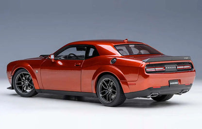 2022 Dodge Challenger R/T Scat Pack Widebody Sinamon Stick Orange 1/18 Scale