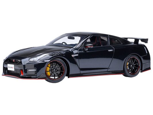 Nissan GT-R (R35) Nismo Special Edition RHD (Right Hand Drive) Meteor Flake Black Pearl with Carbon Hood and Top 1/18 Scale