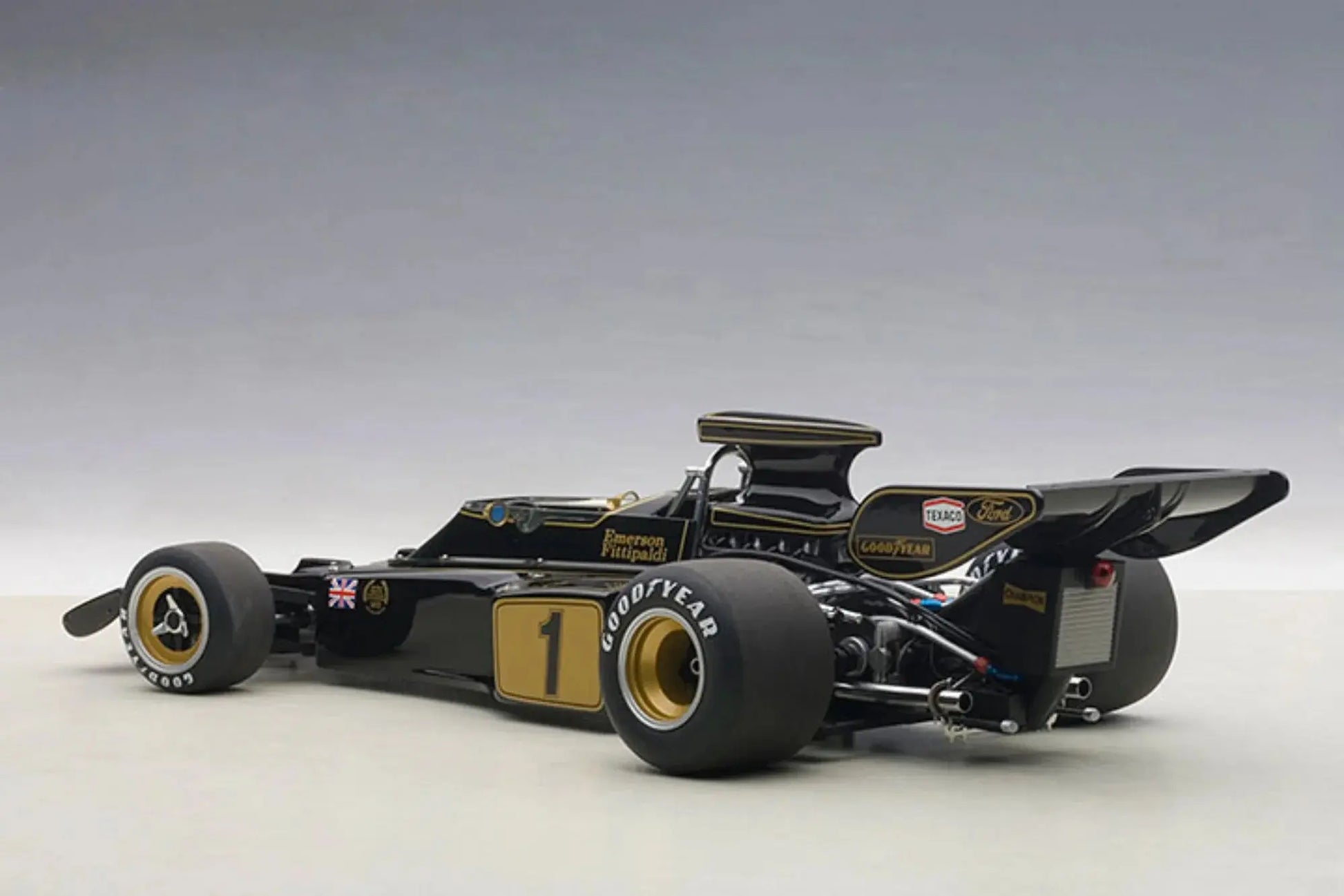 Lotus 72E 1973 Emerson Fittipaldi #1 1/18 Scale - Perfect Diecast