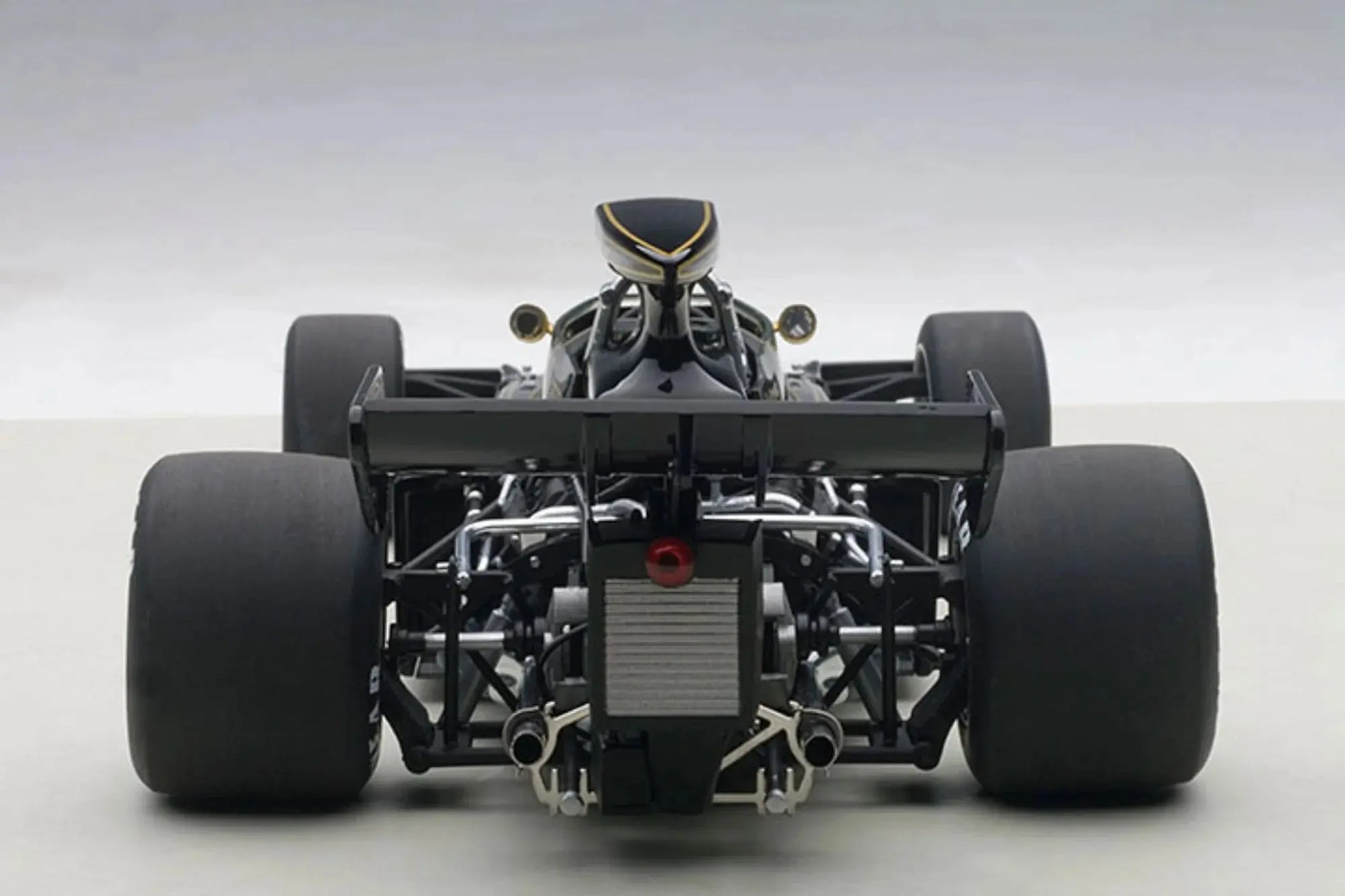 Lotus 72E 1973 Emerson Fittipaldi #1 1/18 Scale - Perfect Diecast