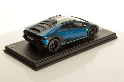 Lamborghini Huracan Sterrato 1:18 Scale - Perfect Diecast