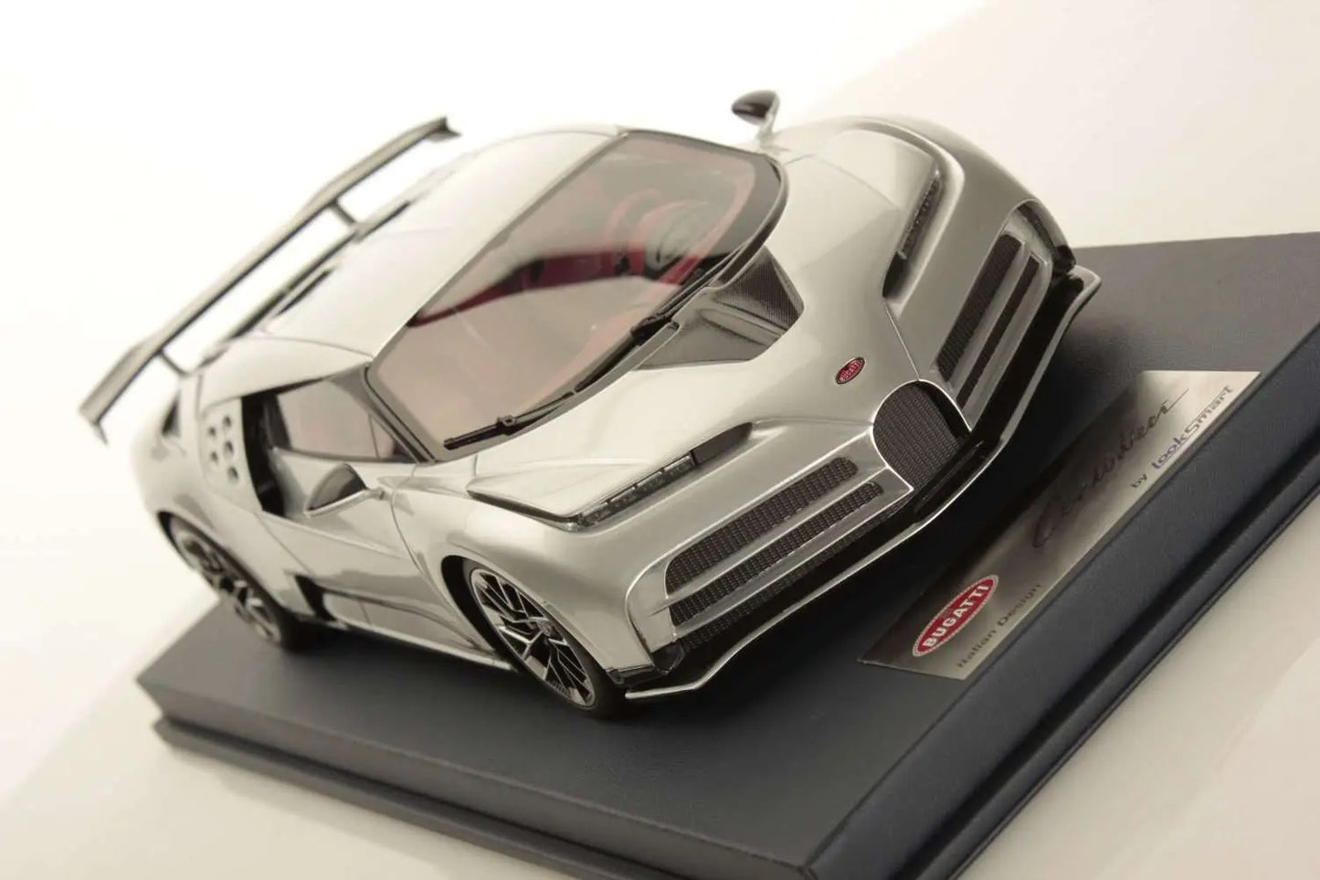 Bugatti Centodieci 1:18 Scale